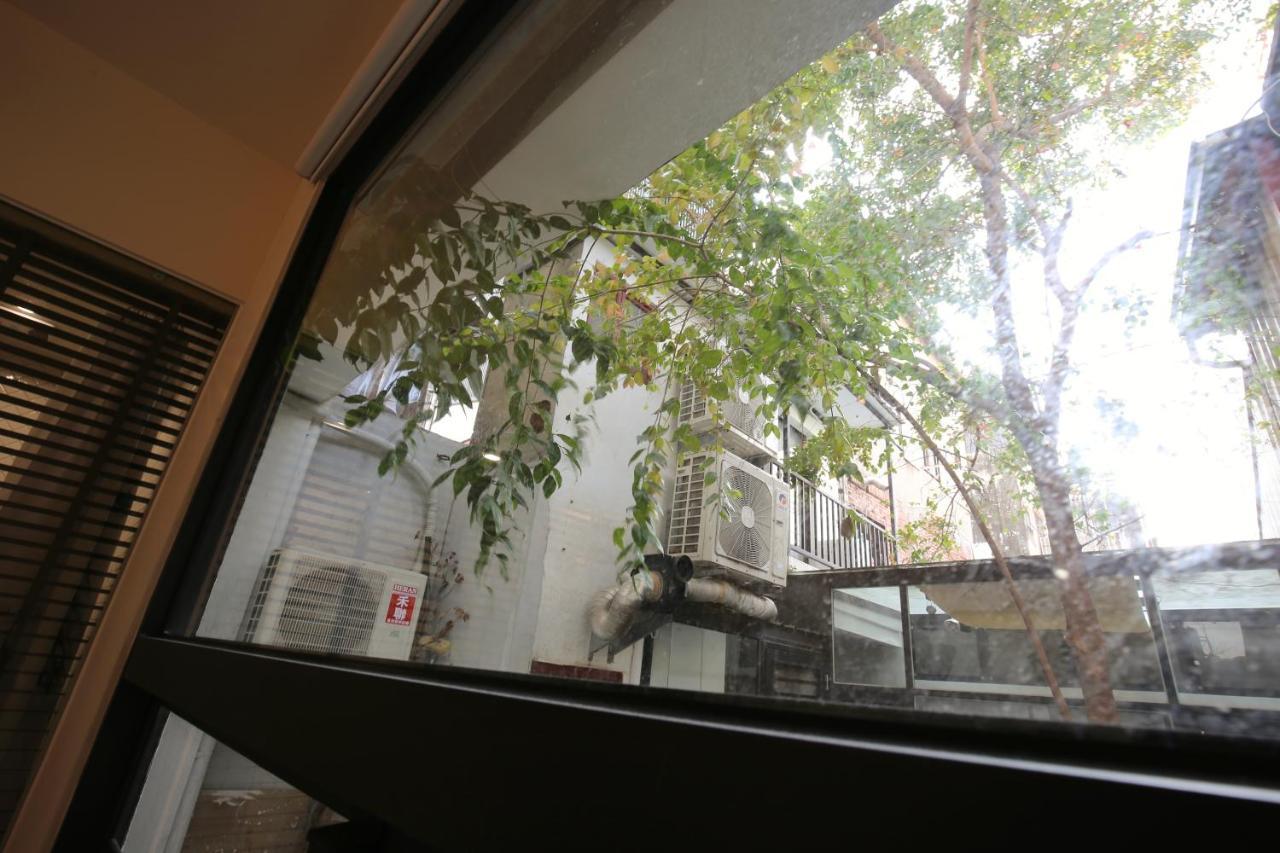 Apartamento Yes Yes I Am Willing Tainan Exterior foto